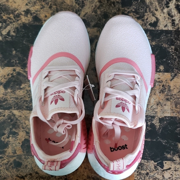 Rare ADIDAS NMD R1 Icey Pink Sneakers NWT - Size 7 - Picture 8 of 15